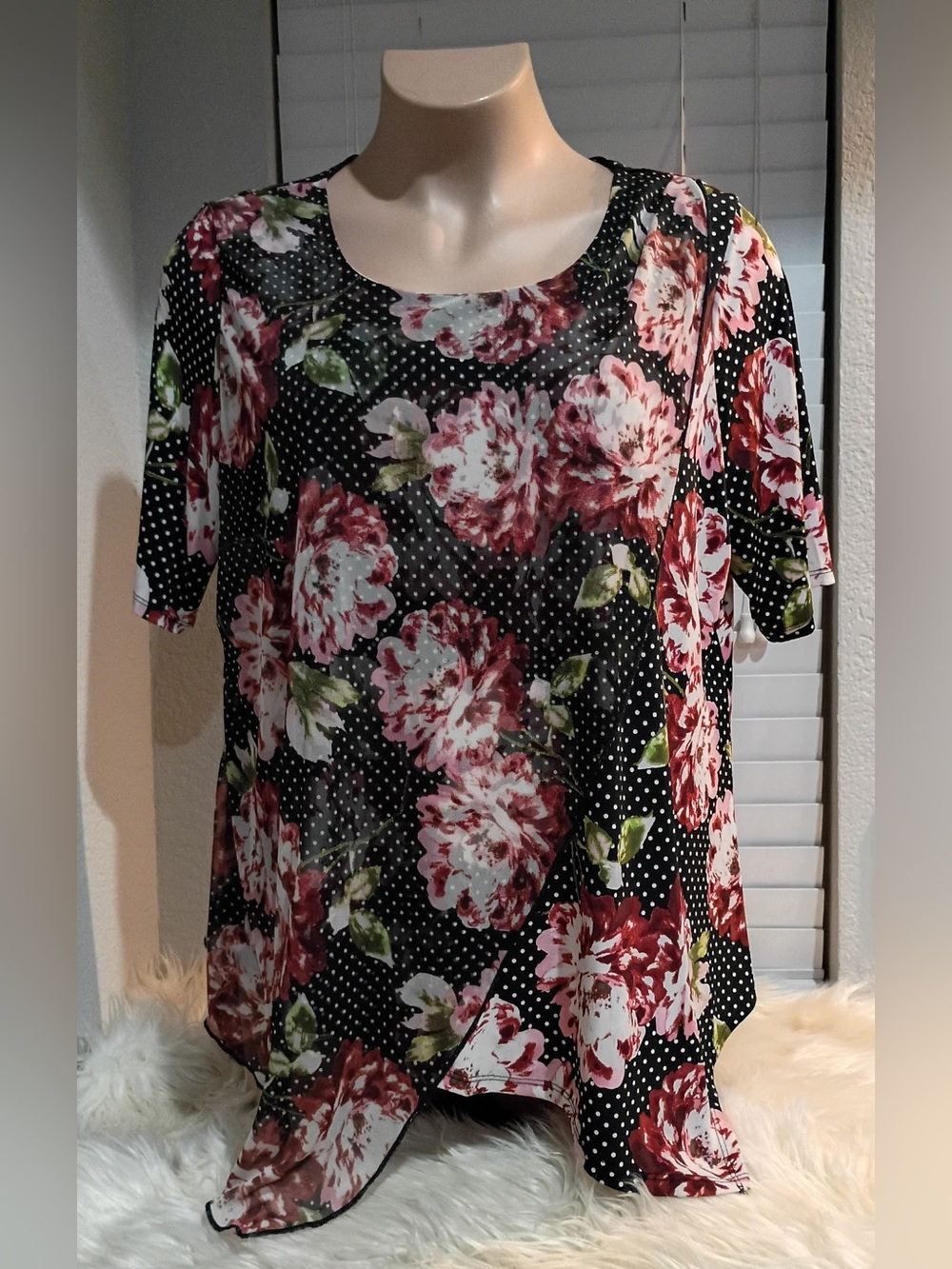 Adele & May Women’s 2X Top